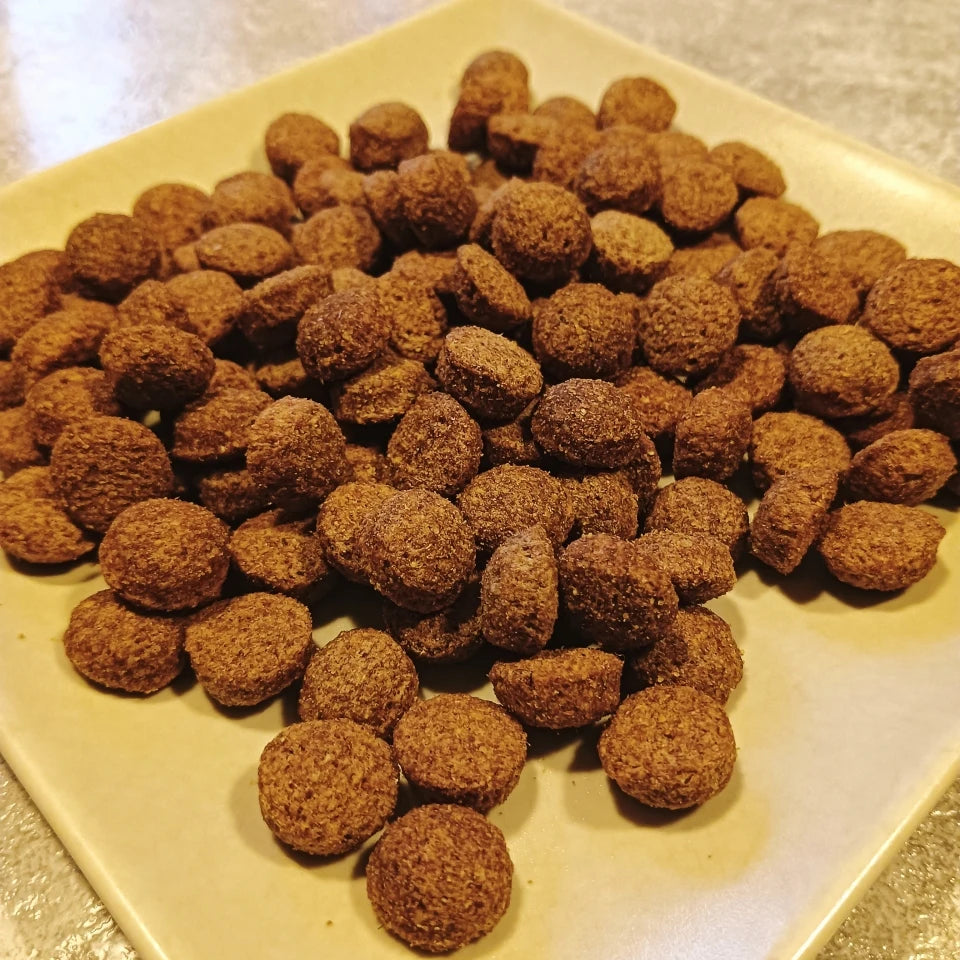 Golden 22K Bronze Diet - Alimento seco para perros adultos con cordero (18 kg)